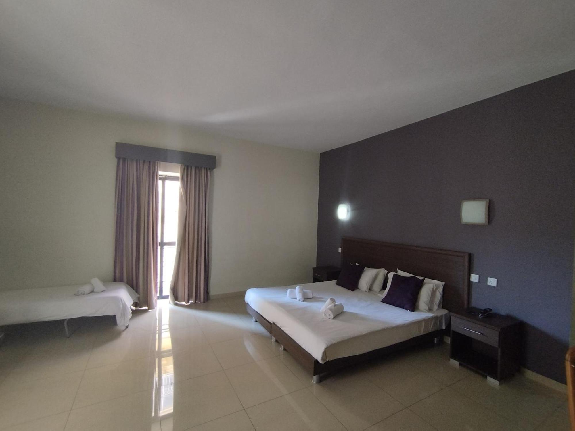 Windsor Hotel Sliema Exteriör bild